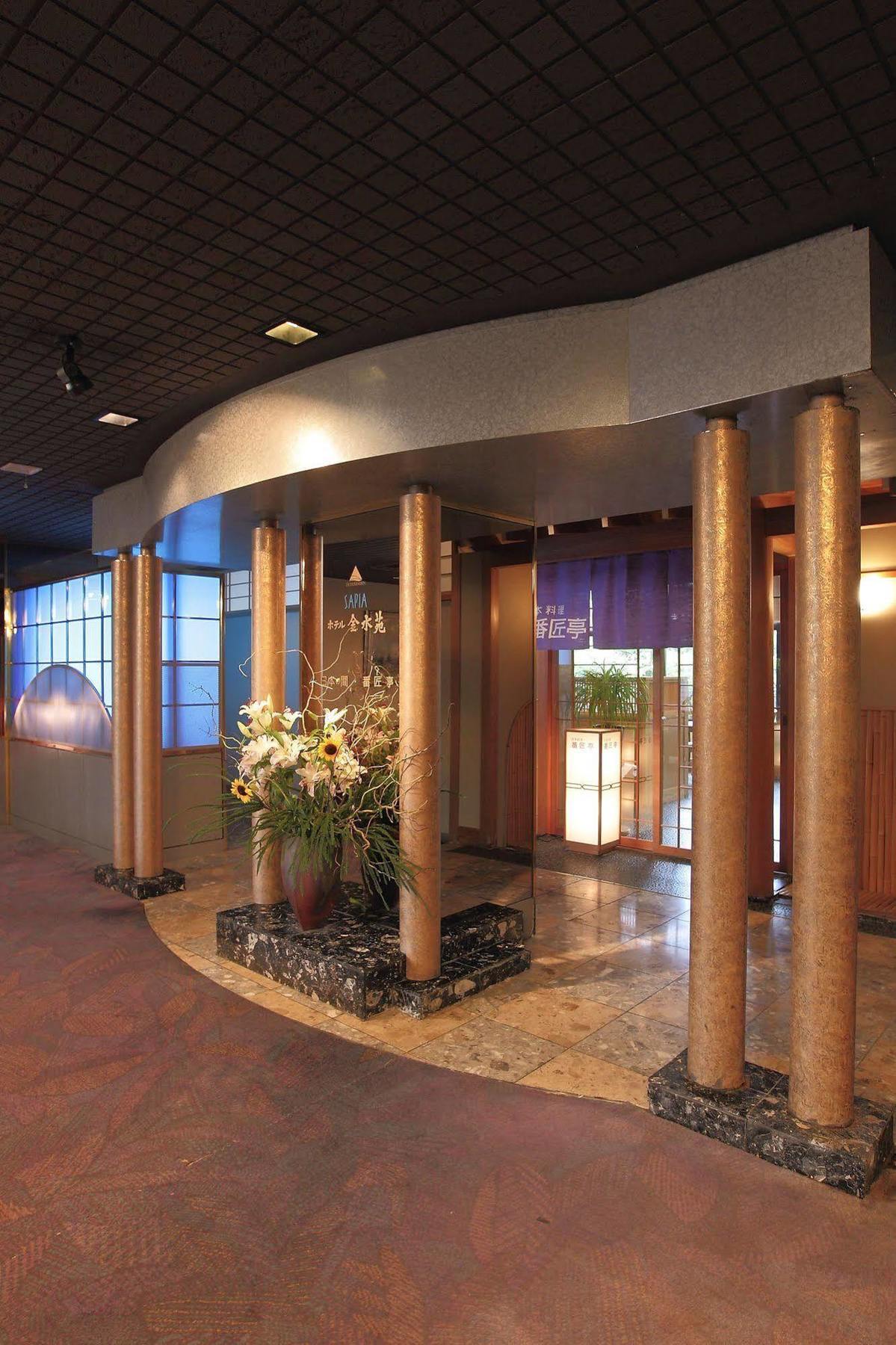 Hotel Kinsuien Saiki Экстерьер фото